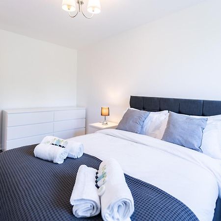 Luxury 3 Bedroom Flat With Balcony In Westbourne Park London Exterior foto
