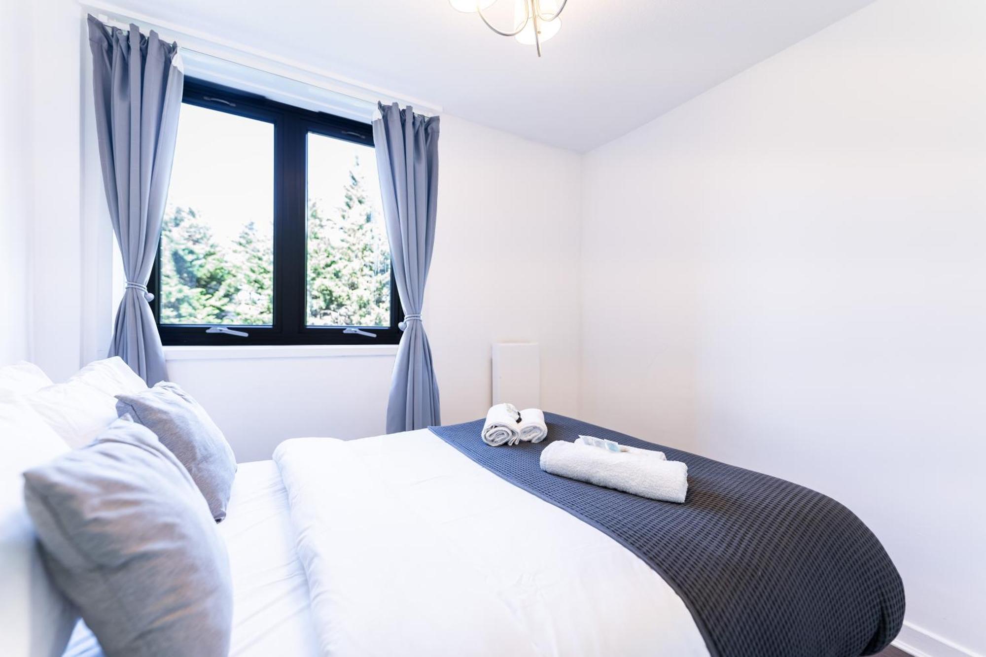 Luxury 3 Bedroom Flat With Balcony In Westbourne Park London Exterior foto