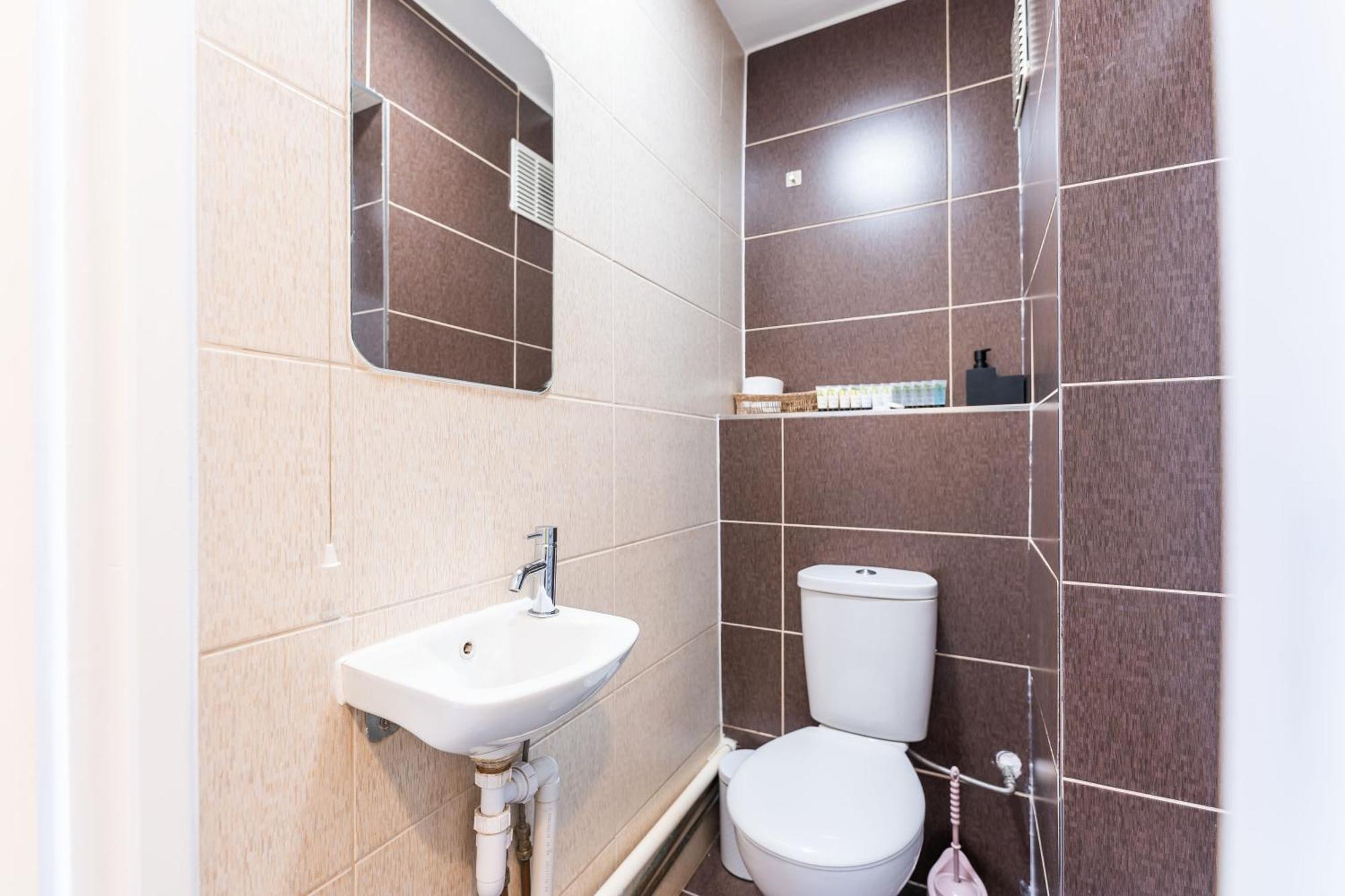 Luxury 3 Bedroom Flat With Balcony In Westbourne Park London Exterior foto